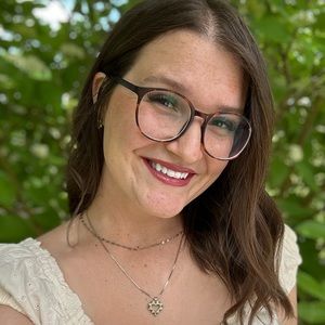 Meet your Posher, Rebecca